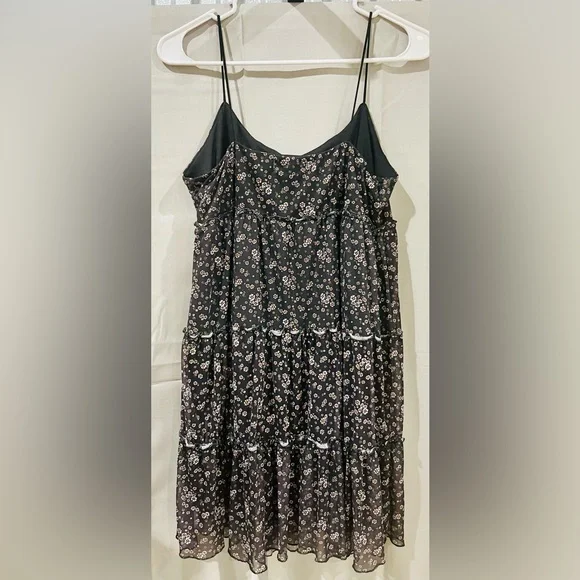 Women’s No Comment Spaghetti Strap Floral Ruffle Dress - Picture 3 of 6